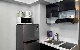Studio Unit Amaia Skies Shaw